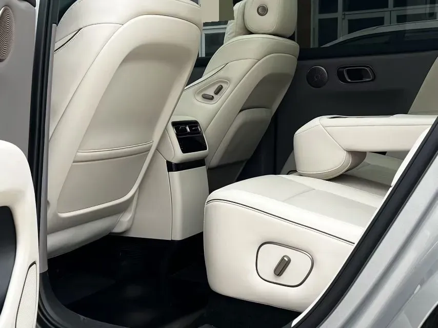 2025 Li i6 BEV,autocango,china used car exporter,china ev exporter,chinese used car exporter,chinese used ev exporter