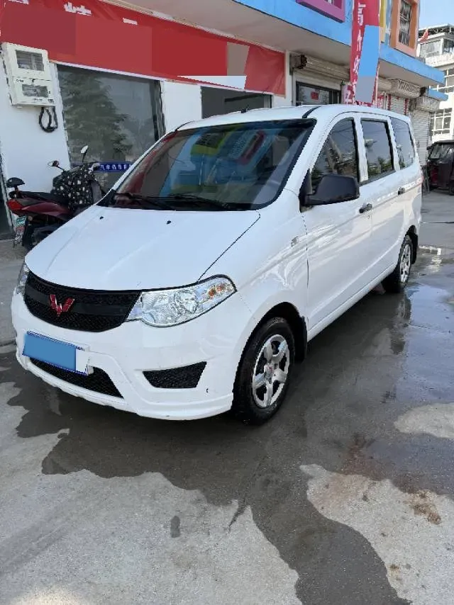 2021 WuLing RongGuang New Truck 1.5L 99HP L4 5MT,autocango,china used car exporter,china ev exporter,chinese used car exporter,chinese used ev exporter