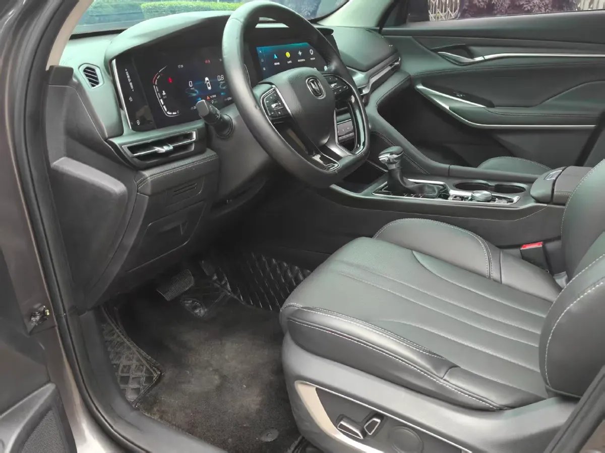 2020 ChangAn CS75 Plus 1.5T 178HP L4 6AT,autocango,china used car exporter,china ev exporter,chinese used car exporter,chinese used ev exporter