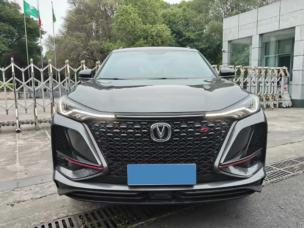2020 ChangAn CS75 Plus 1.5T 178HP L4 6AT,autocango,china used car exporter,china ev exporter,chinese used car exporter,chinese used ev exporter