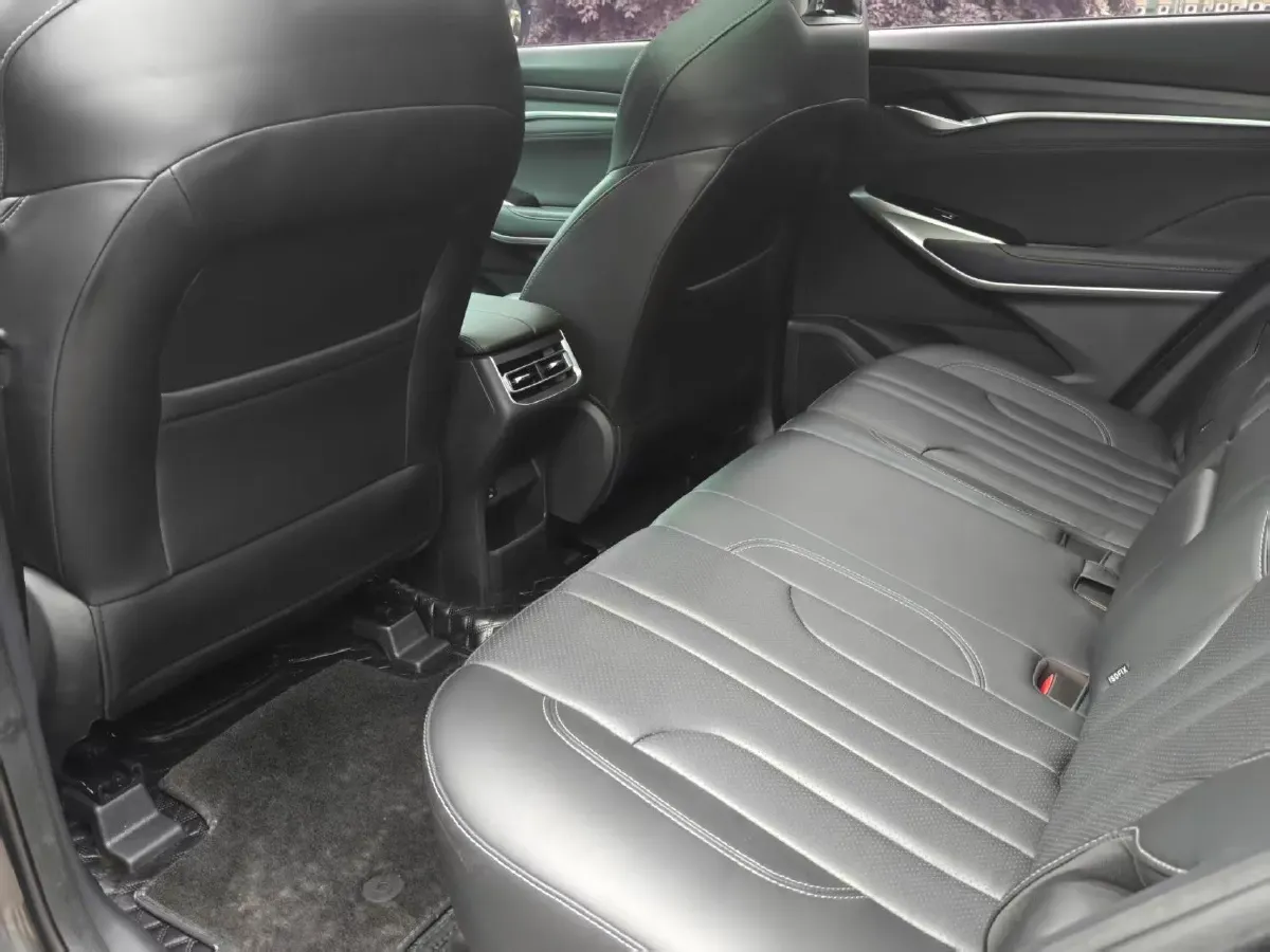 2020 ChangAn CS75 Plus 1.5T 178HP L4 6AT,autocango,china used car exporter,china ev exporter,chinese used car exporter,chinese used ev exporter