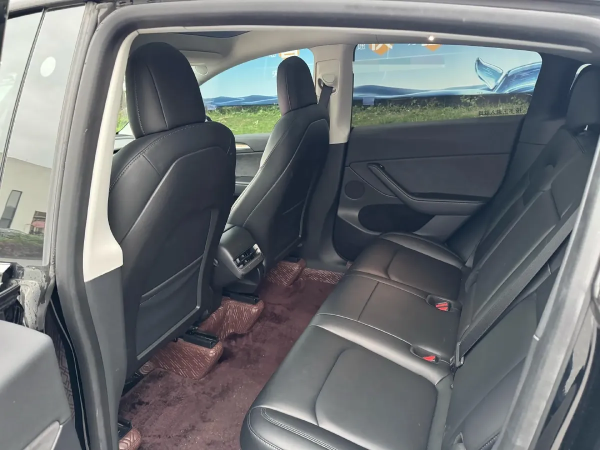 2022 Tesla Model Y BEV 60KWH,autocango,china used car exporter,china ev exporter,chinese used car exporter,chinese used ev exporter