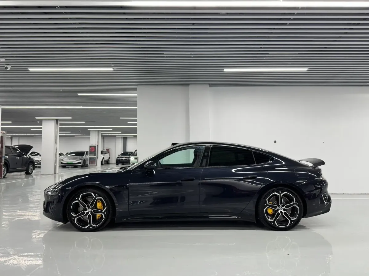 2024 MI SU7 BEV 101KWH,autocango,china used car exporter,china ev exporter,chinese used car exporter,chinese used ev exporter