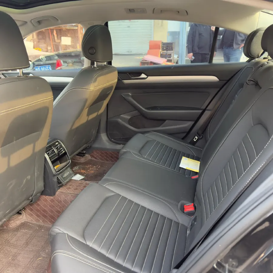 2020 Volkswagen Magotan 1.4T 150HP L4 7DCT,autocango,china used car exporter,china ev exporter,chinese used car exporter,chinese used ev exporter