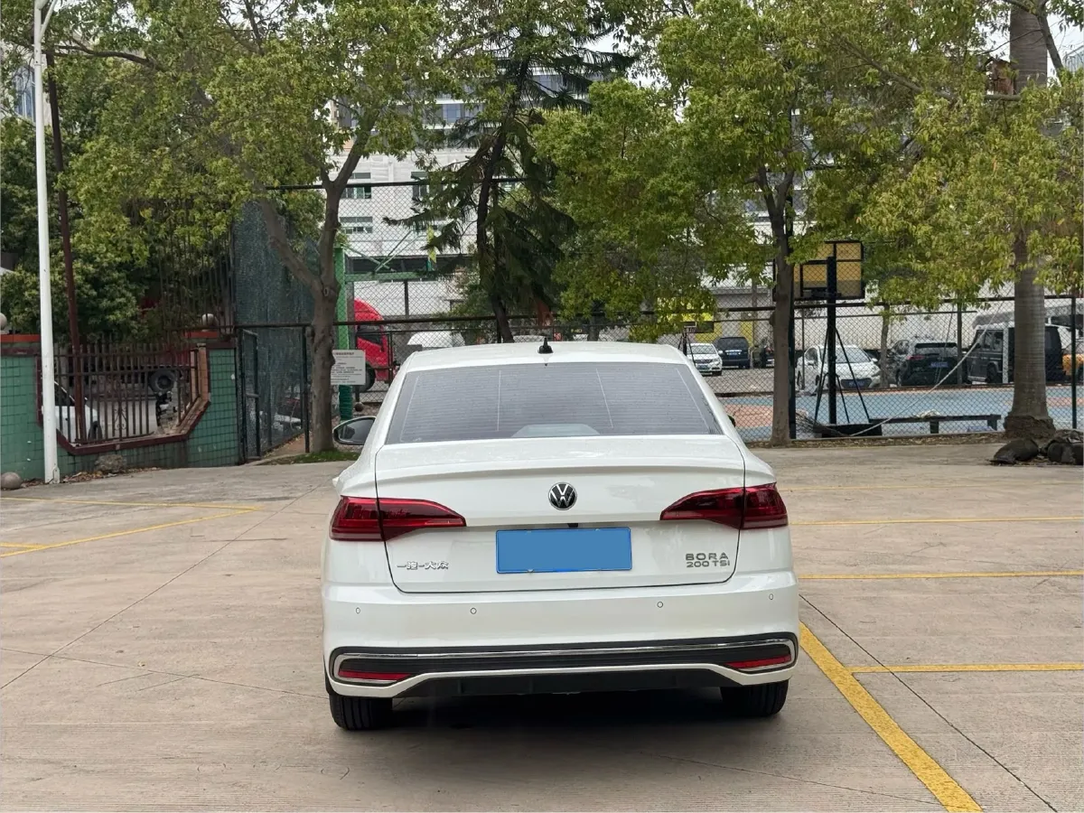 2023 Volkswagen Bora 1.2T 116HP L4 7DCT,autocango,china used car exporter,china ev exporter,chinese used car exporter,chinese used ev exporter