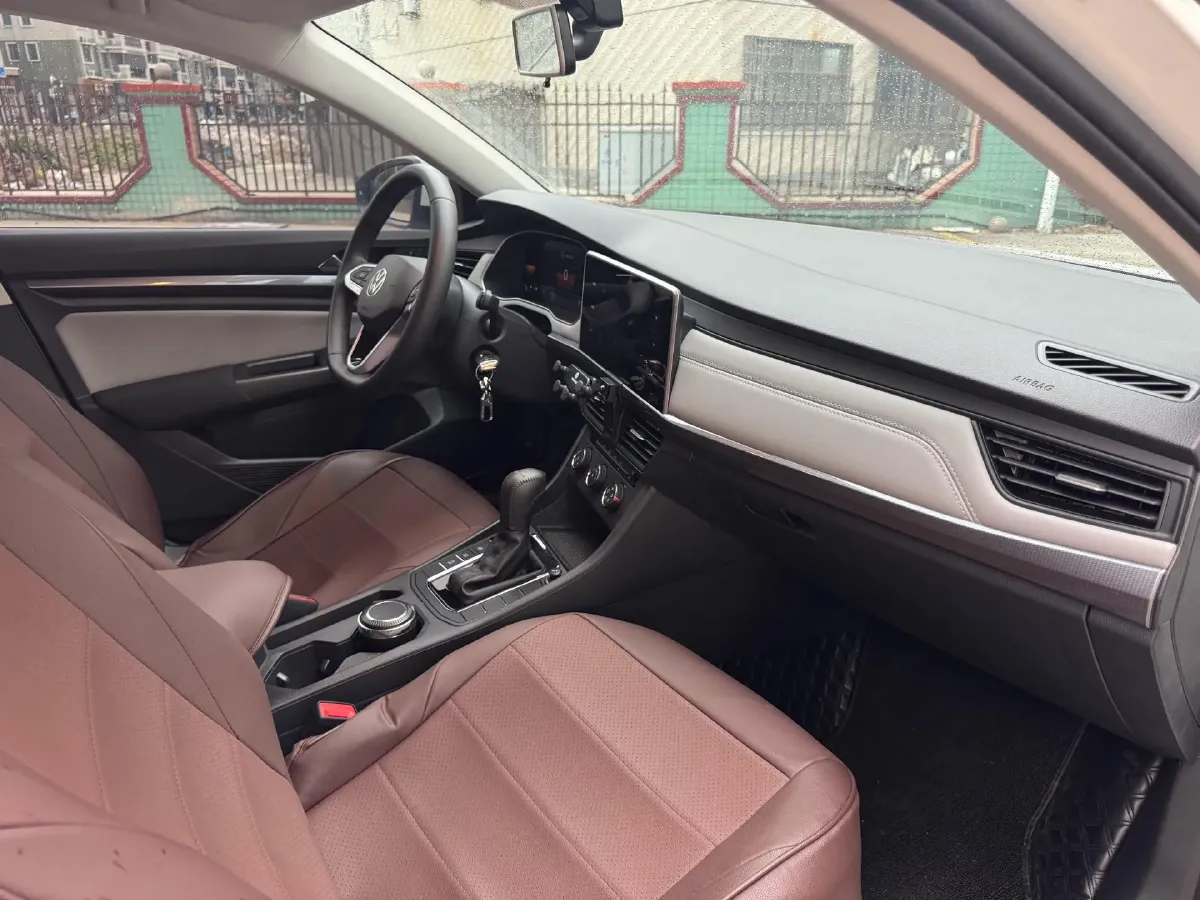 2023 Volkswagen Bora 1.2T 116HP L4 7DCT,autocango,china used car exporter,china ev exporter,chinese used car exporter,chinese used ev exporter