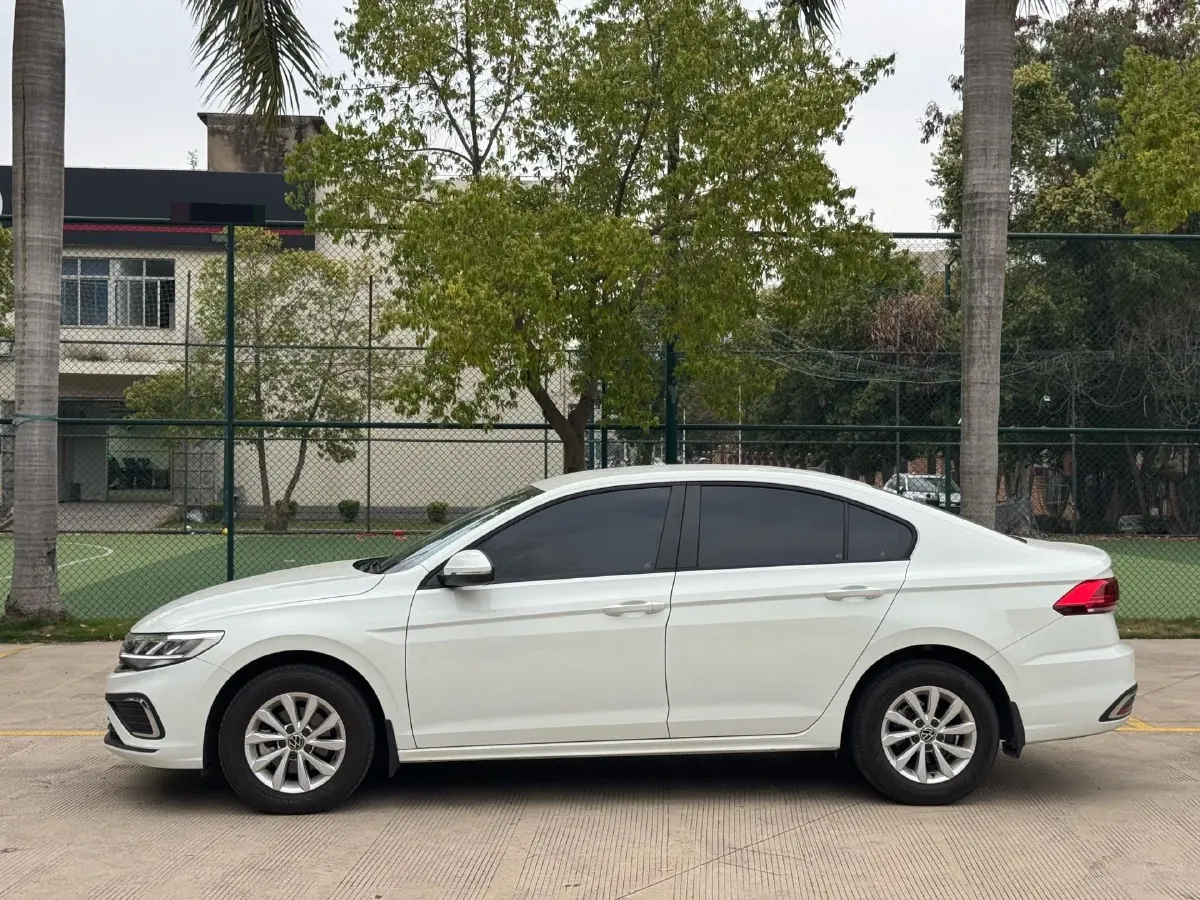2023 Volkswagen Bora 1.2T 116HP L4 7DCT,autocango,china used car exporter,china ev exporter,chinese used car exporter,chinese used ev exporter