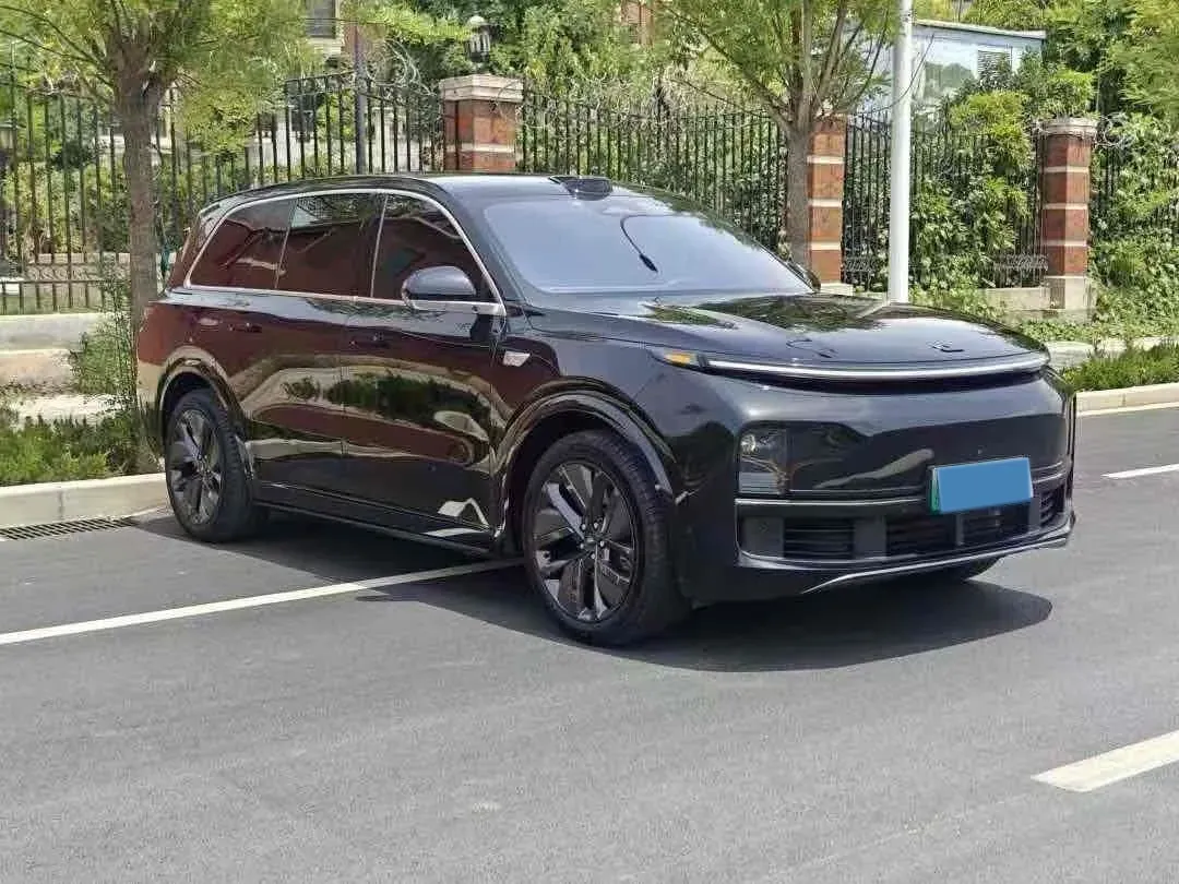 2024 Ford Bronco 2.3T 275HP L4 10AT,autocango,china used car exporter,china ev exporter,chinese used car exporter,chinese used ev exporter