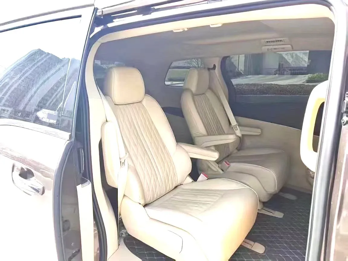 2023 Buick GL8 2.0T 237HP L4 9AT,autocango,china used car exporter,china ev exporter,chinese used car exporter,chinese used ev exporter