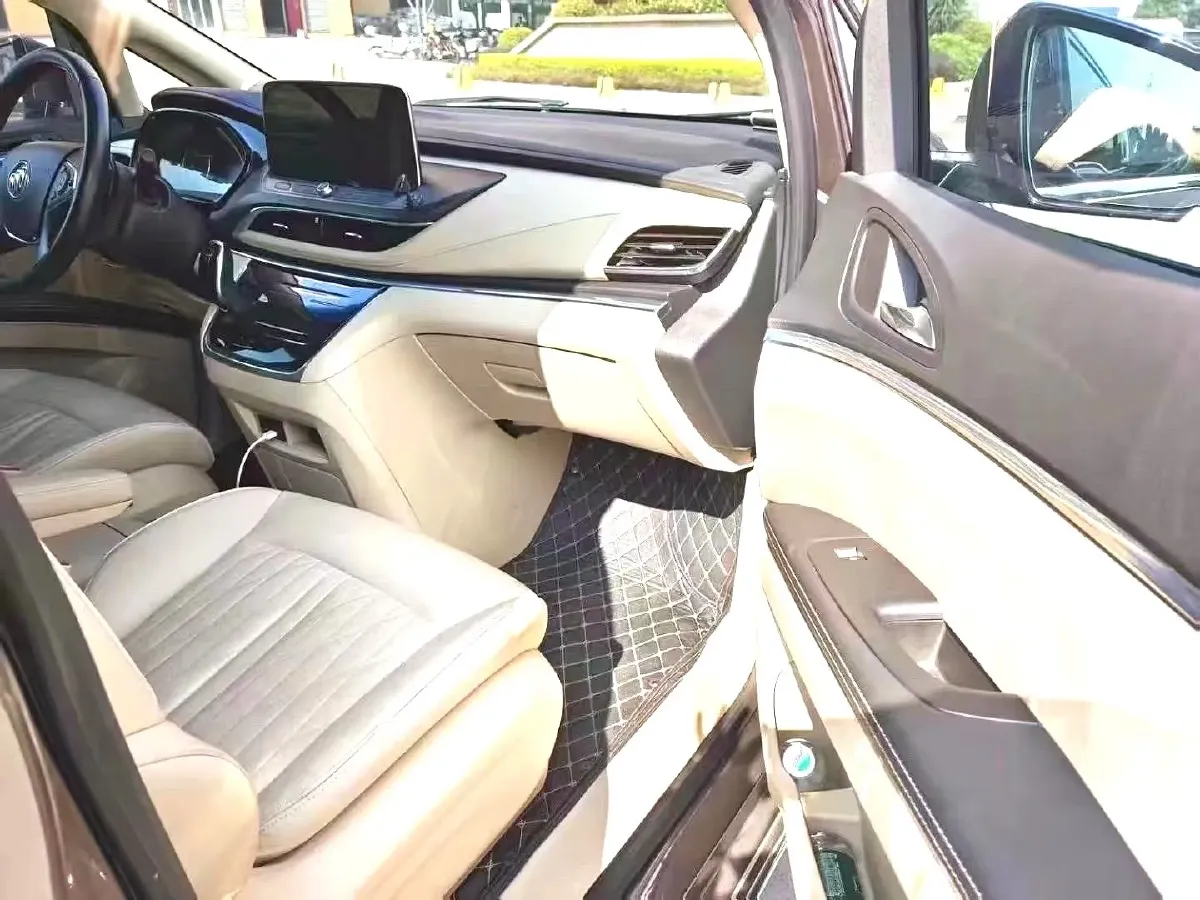 2023 Buick GL8 2.0T 237HP L4 9AT,autocango,china used car exporter,china ev exporter,chinese used car exporter,chinese used ev exporter