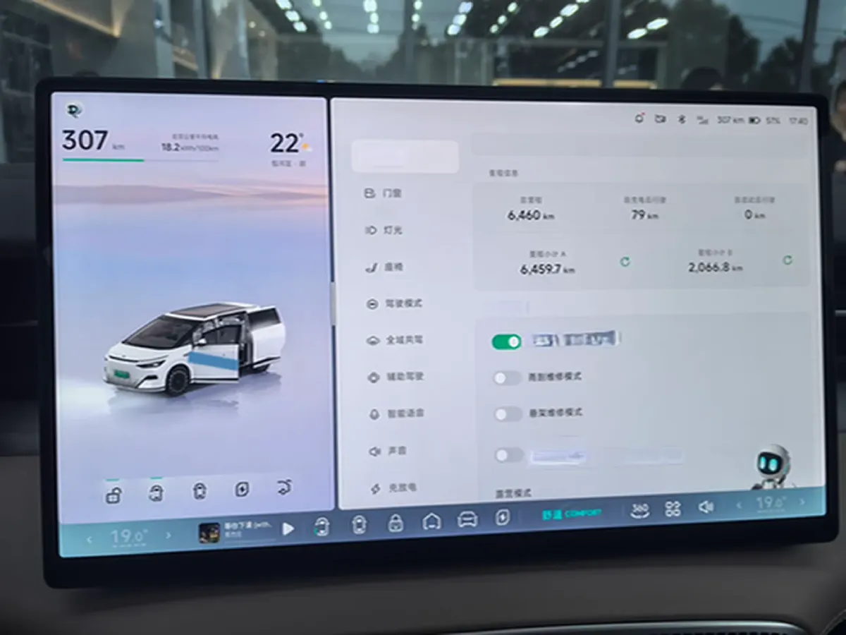 2025 Xpeng X9 BEV,autocango,china used car exporter,china ev exporter,chinese used car exporter,chinese used ev exporter