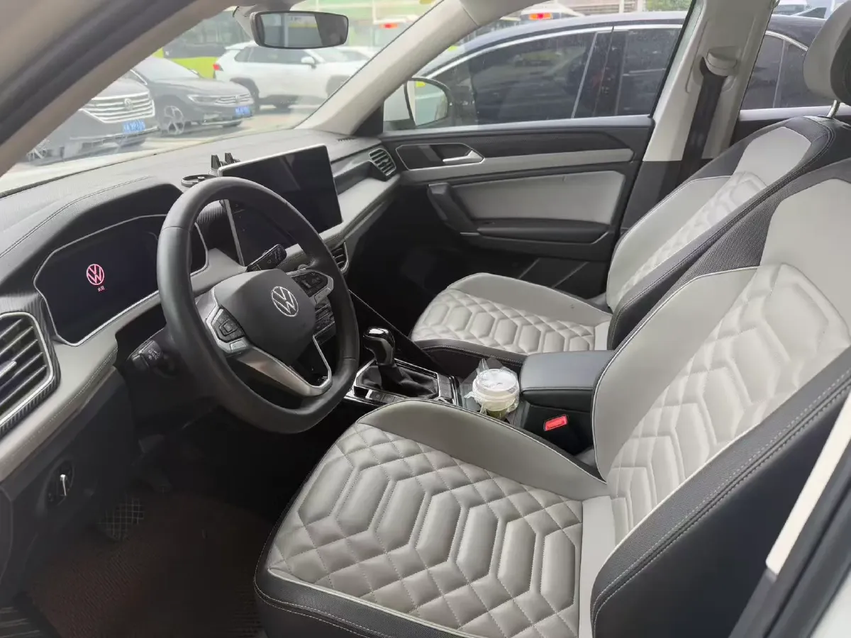 2023 Volkswagen Tayron 2.0T 186HP L4 7DCT,autocango,china used car exporter,china ev exporter,chinese used car exporter,chinese used ev exporter