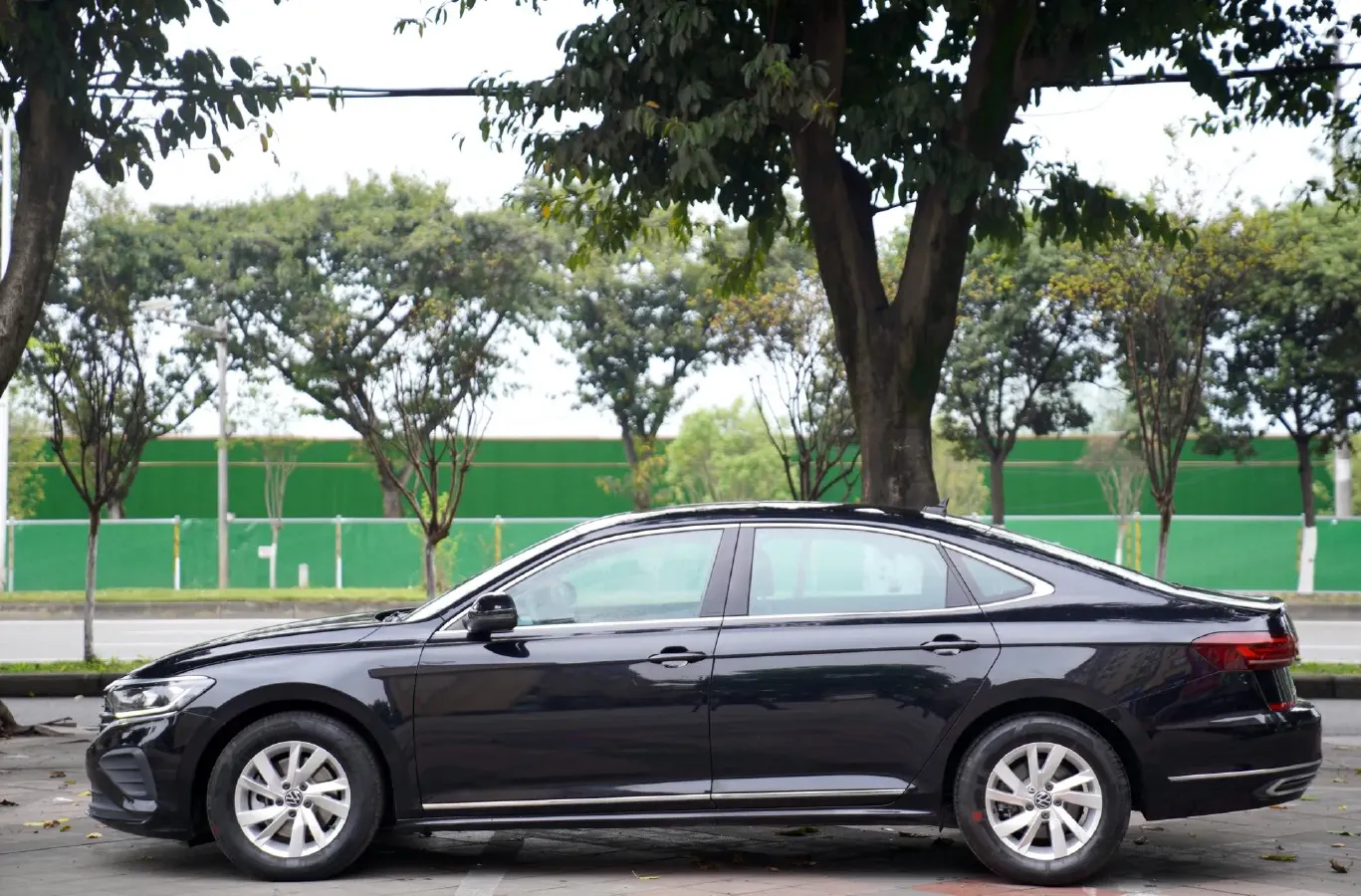 2024 Volkswagen Passat 1.4T 150HP L4 7DCT,autocango,china used car exporter,china ev exporter,chinese used car exporter,chinese used ev exporter