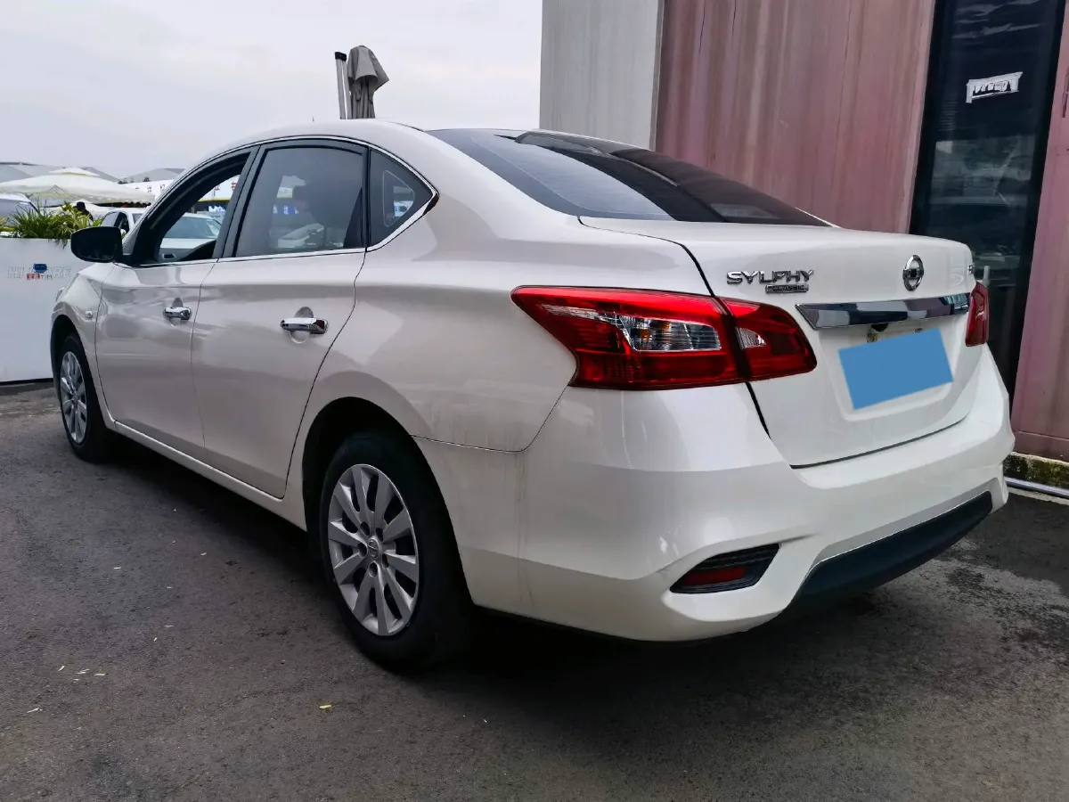 2022 Nissan Sylphy 1.6L 122HP L4 CVT,autocango,china used car exporter,china ev exporter,chinese used car exporter,chinese used ev exporter