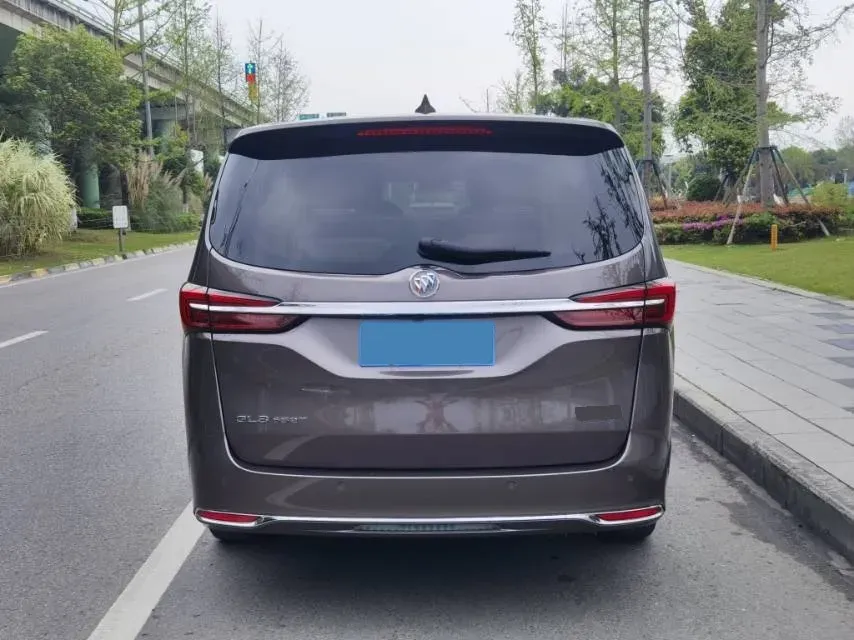 2023 Buick GL8 2.0T 237HP L4 9AT,autocango,china used car exporter,china ev exporter,chinese used car exporter,chinese used ev exporter