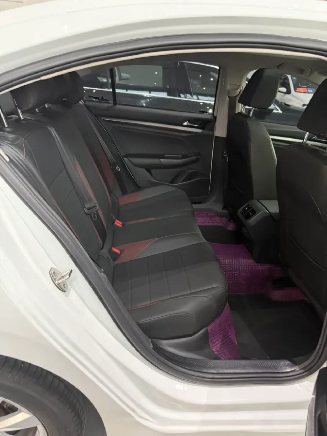 2019 MAXUS T70 2.0T 163HP L4 6AT,autocango,china used car exporter,china ev exporter,chinese used car exporter,chinese used ev exporter