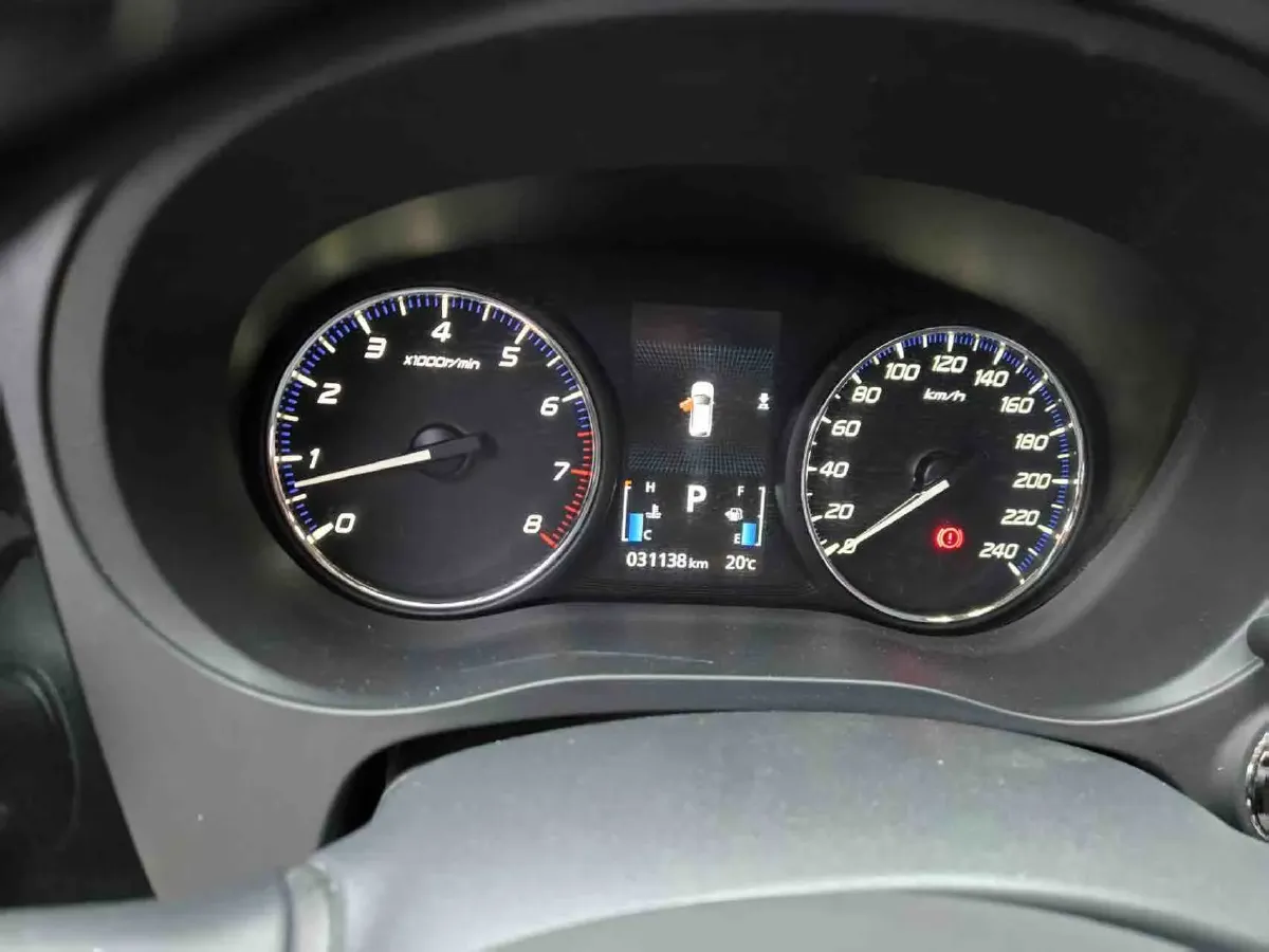 2021 Mitsubishi Outlander 2.0L 166HP L4 CVT,autocango,china used car exporter,china ev exporter,chinese used car exporter,chinese used ev exporter