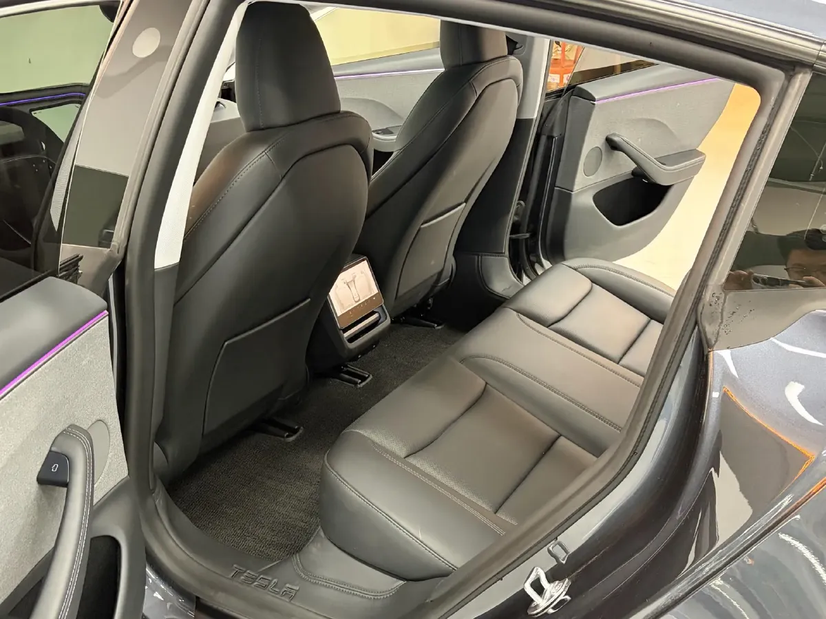 2025 Tesla Model 3 BEV 62.5KWH,autocango,china used car exporter,china ev exporter,chinese used car exporter,chinese used ev exporter