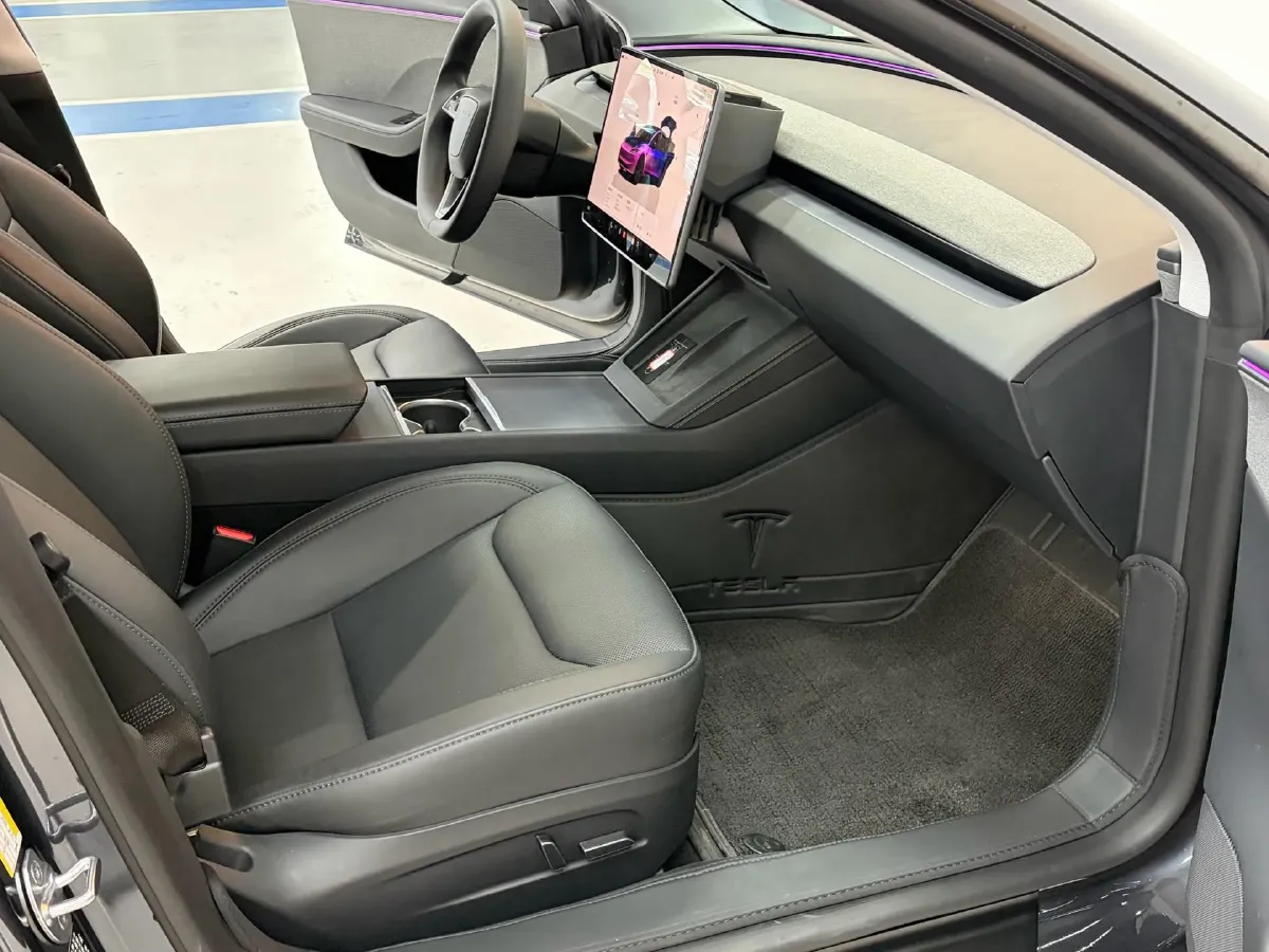 2025 Tesla Model 3 BEV 62.5KWH,autocango,china used car exporter,china ev exporter,chinese used car exporter,chinese used ev exporter