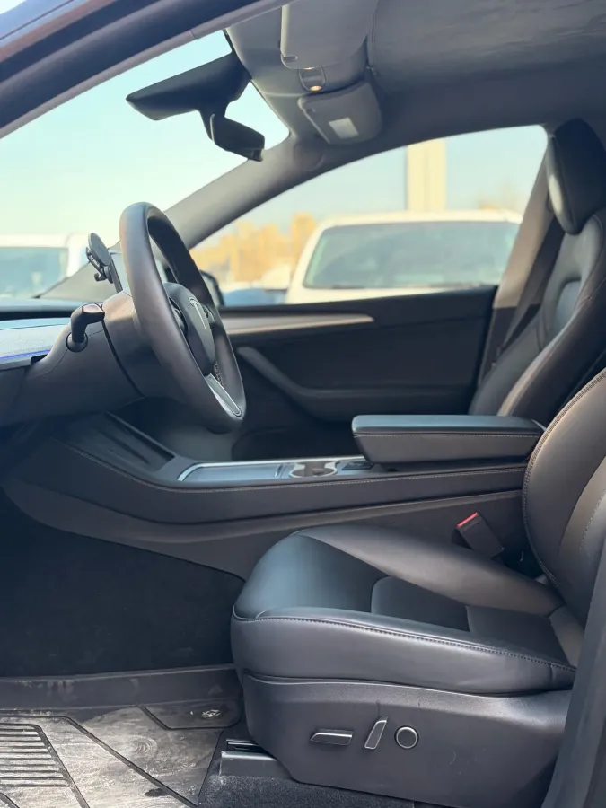 2023 Tesla Model Y BEV 78.4KWH,autocango,china used car exporter,china ev exporter,chinese used car exporter,chinese used ev exporter