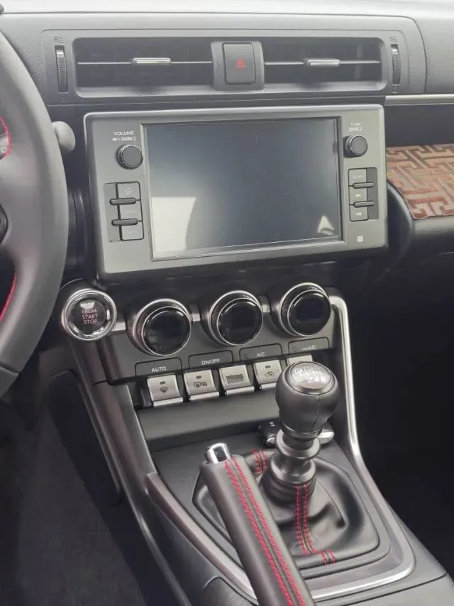 2022 Subaru BRZ 2.4L 234HP H4 6MT,autocango,china used car exporter,china ev exporter,chinese used car exporter,chinese used ev exporter