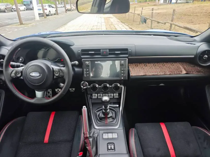 2022 Subaru BRZ 2.4L 234HP H4 6MT,autocango,china used car exporter,china ev exporter,chinese used car exporter,chinese used ev exporter