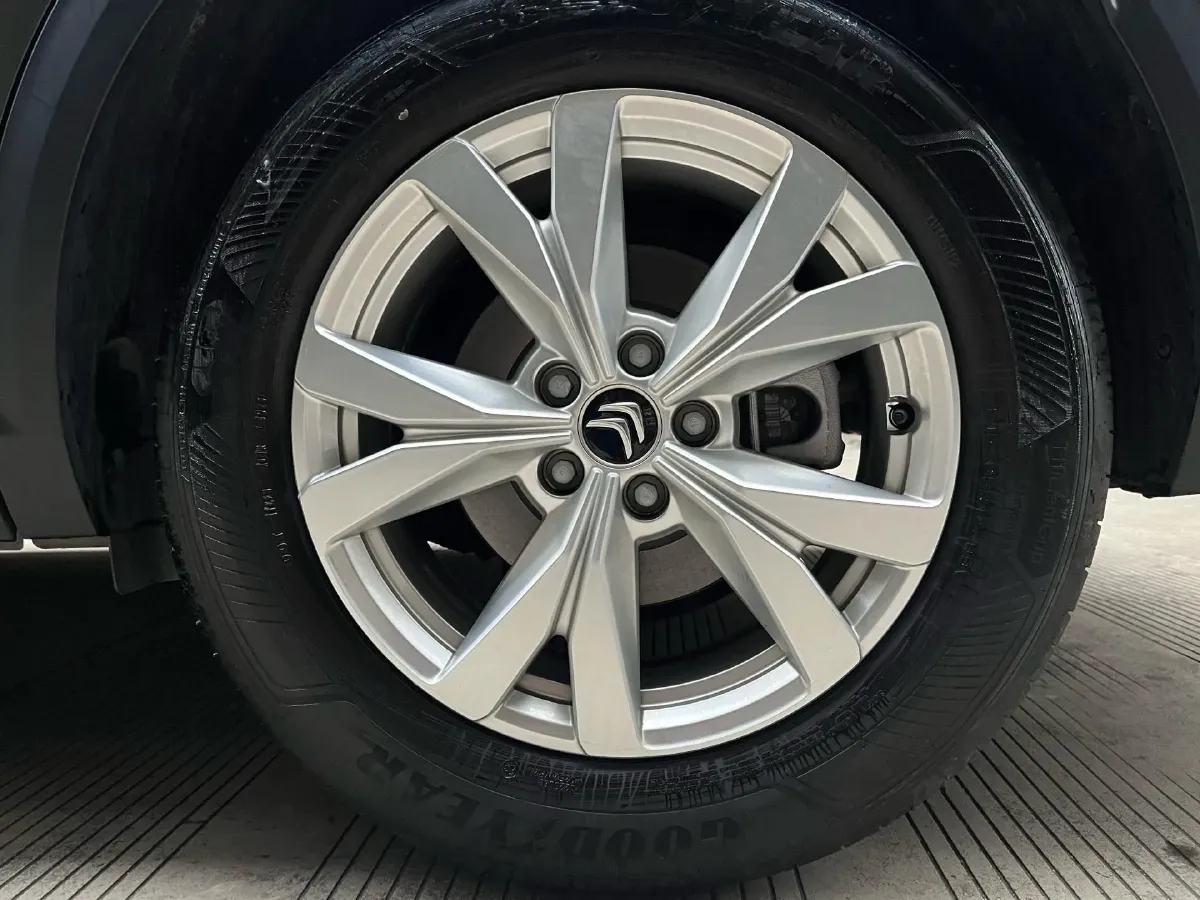 2023 JMC FuShun 2.0T 146HP L4 8AT,autocango,china used car exporter,china ev exporter,chinese used car exporter,chinese used ev exporter