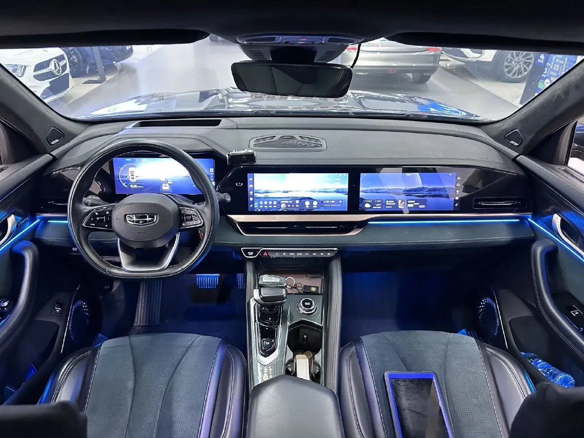 2021 Geely Monjaro 2.0T 218HP L4 7DCT,autocango,china used car exporter,china ev exporter,chinese used car exporter,chinese used ev exporter