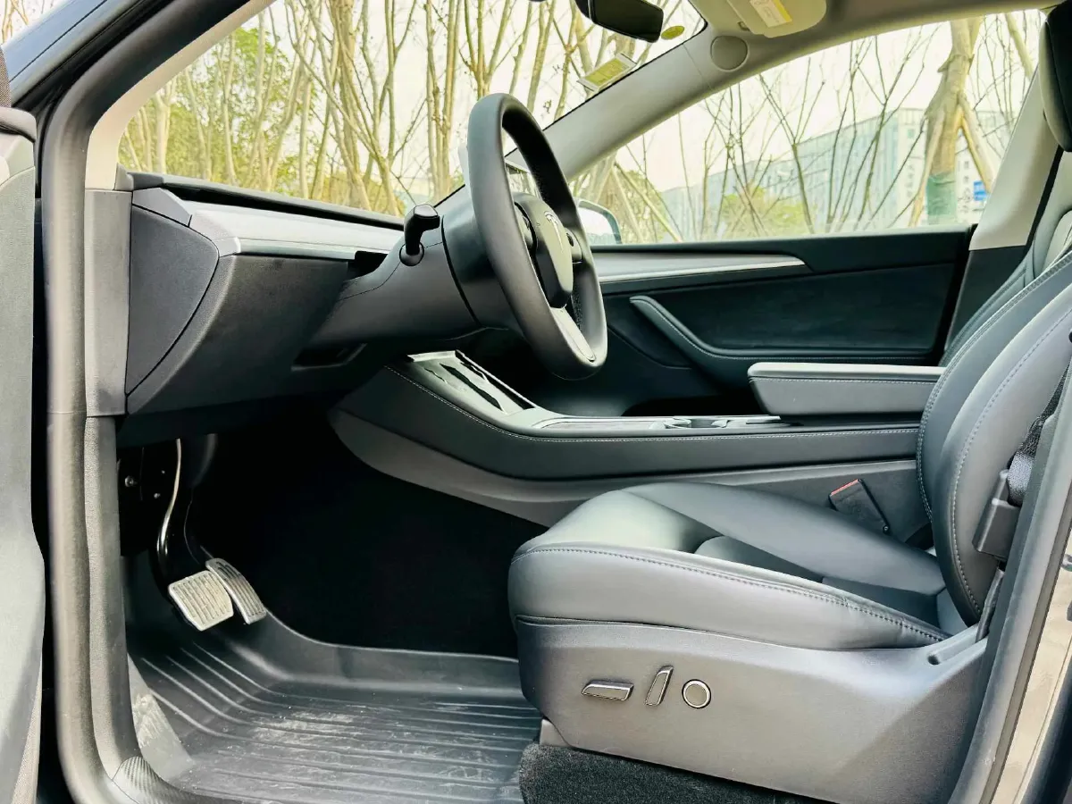 2022 Tesla Model Y BEV 78.4KWH,autocango,china used car exporter,china ev exporter,chinese used car exporter,chinese used ev exporter