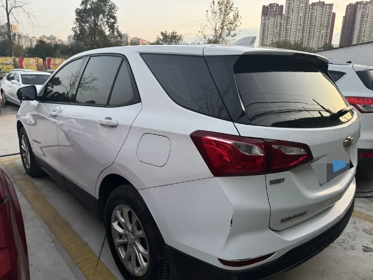 2018 Chevrolet Equinox 1.5T 180HP L4 6AT,autocango,china used car exporter,china ev exporter,chinese used car exporter,chinese used ev exporter