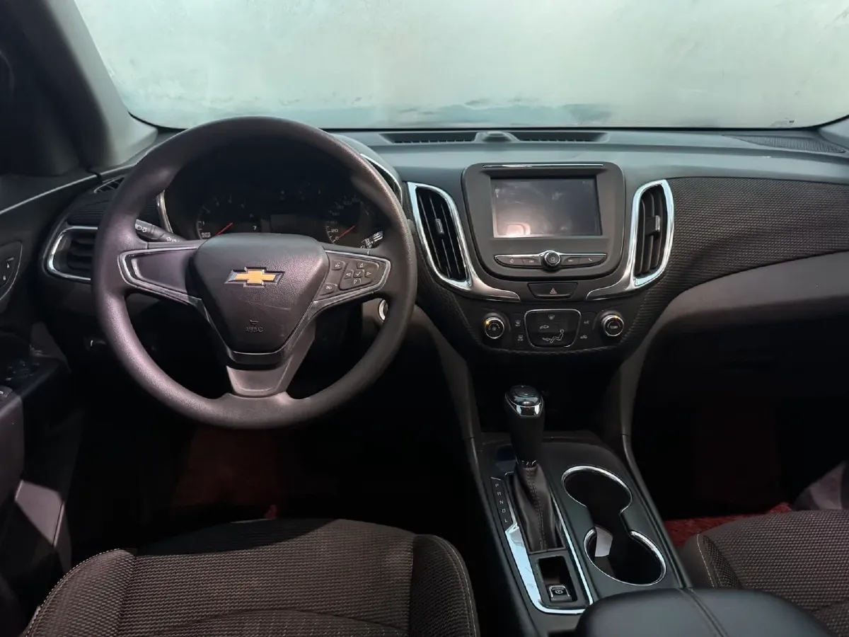 2018 Chevrolet Equinox 1.5T 180HP L4 6AT,autocango,china used car exporter,china ev exporter,chinese used car exporter,chinese used ev exporter