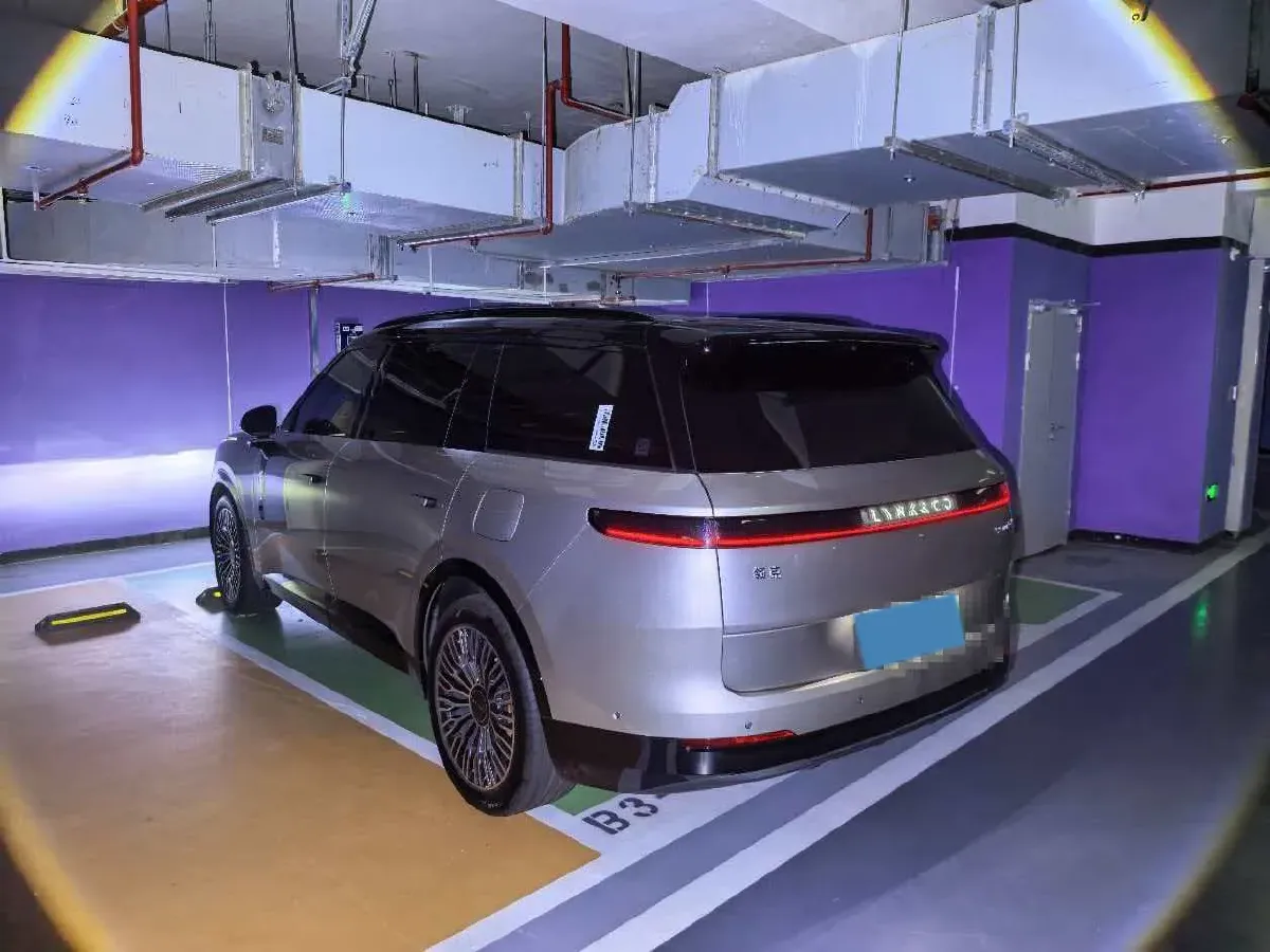 2025 LYNK&CO 900 2.0T 254HP L4 3DHT PHEV 50KWH,autocango,china used car exporter,china ev exporter,chinese used car exporter,chinese used ev exporter