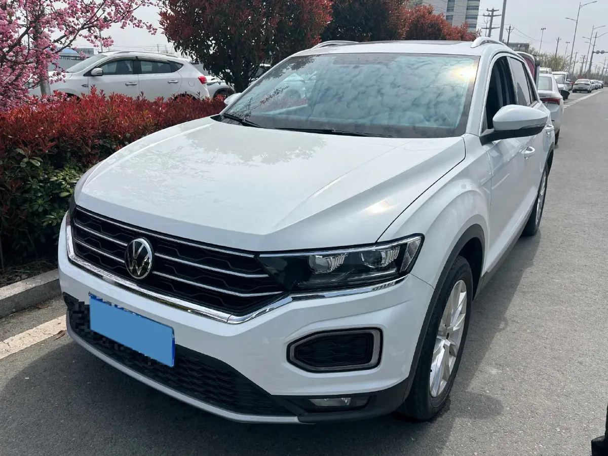 2022 Volkswagen T-Roc 1.4T 150HP L4 7DCT,autocango,china used car exporter,china ev exporter,chinese used car exporter,chinese used ev exporter