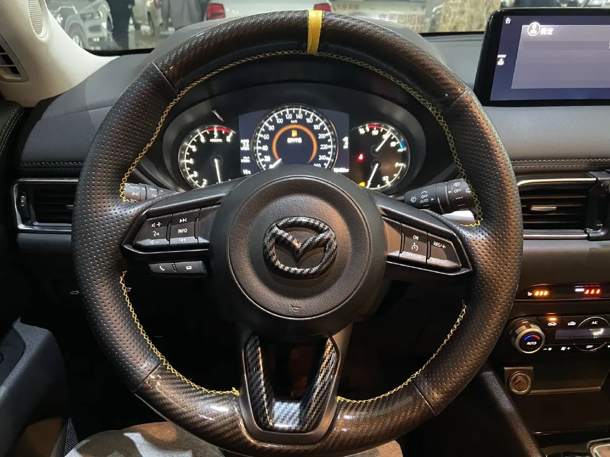 2022 MAXUS XinTu V90 2.0T 150HP L4 6AT,autocango,china used car exporter,china ev exporter,chinese used car exporter,chinese used ev exporter