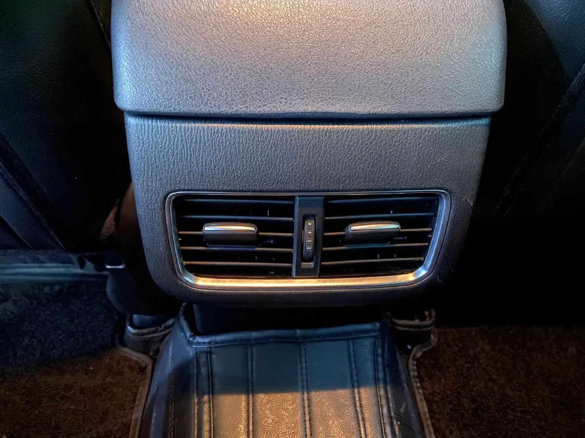 2022 MAXUS XinTu V90 2.0T 150HP L4 6AT,autocango,china used car exporter,china ev exporter,chinese used car exporter,chinese used ev exporter