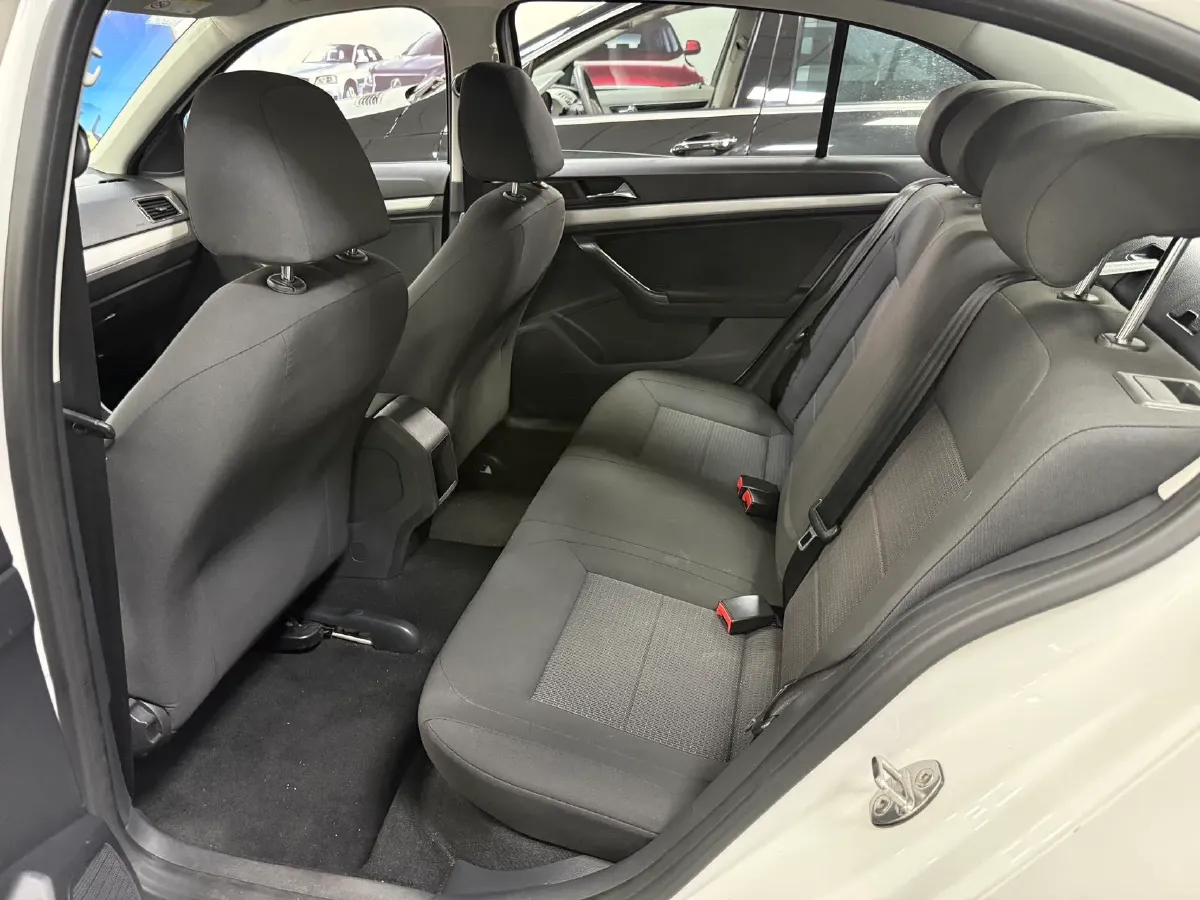 2018 Volkswagen Lavida 1.5L 112HP L4 6AT,autocango,china used car exporter,china ev exporter,chinese used car exporter,chinese used ev exporter