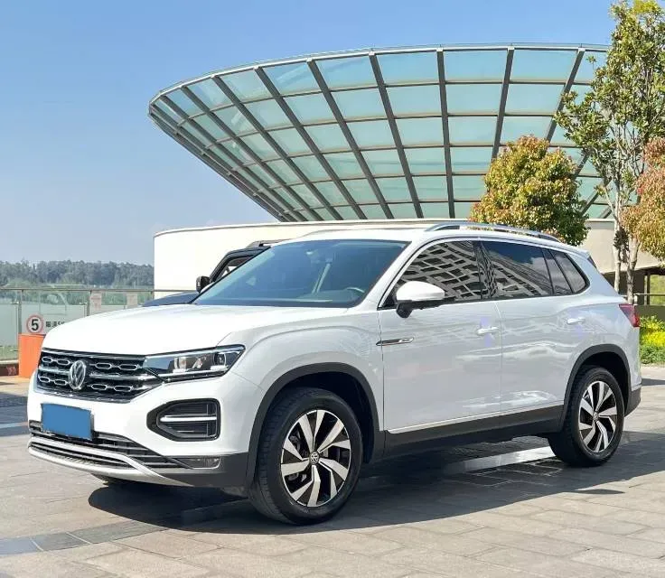 2019 MINI CLUBMAN 1.5T 102HP L3 6AT,autocango,china used car exporter,china ev exporter,chinese used car exporter,chinese used ev exporter