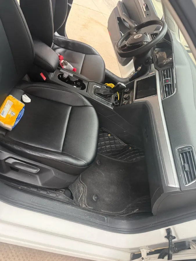 2019 Volkswagen T-Cross 1.4T 150HP L4 7DCT,autocango,china used car exporter,china ev exporter,chinese used car exporter,chinese used ev exporter