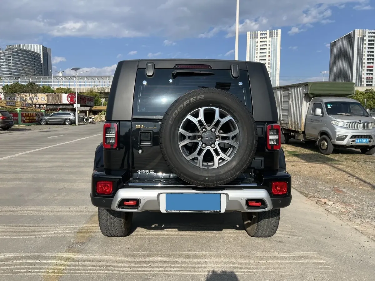 2019 Beijing BJ40 2.0T 218HP L4 6AT,autocango,china used car exporter,china ev exporter,chinese used car exporter,chinese used ev exporter