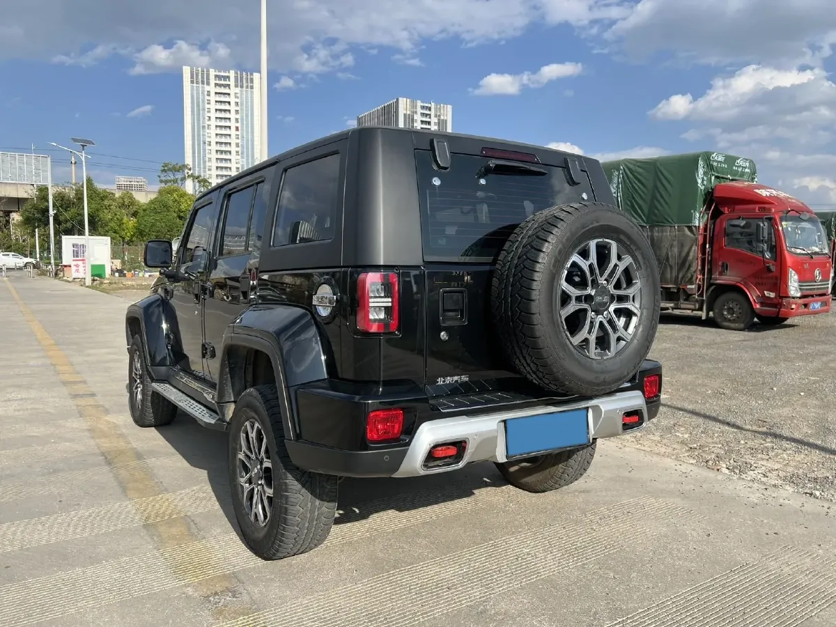 2019 Beijing BJ40 2.0T 218HP L4 6AT,autocango,china used car exporter,china ev exporter,chinese used car exporter,chinese used ev exporter