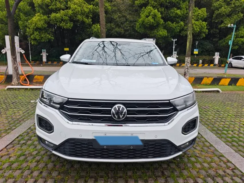 2022 Volkswagen T-Roc 1.4T 150HP L4 7DCT,autocango,china used car exporter,china ev exporter,chinese used car exporter,chinese used ev exporter