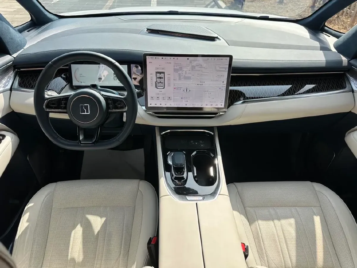 2022 Zeekr 009 BEV 116KWH,autocango,china used car exporter,china ev exporter,chinese used car exporter,chinese used ev exporter