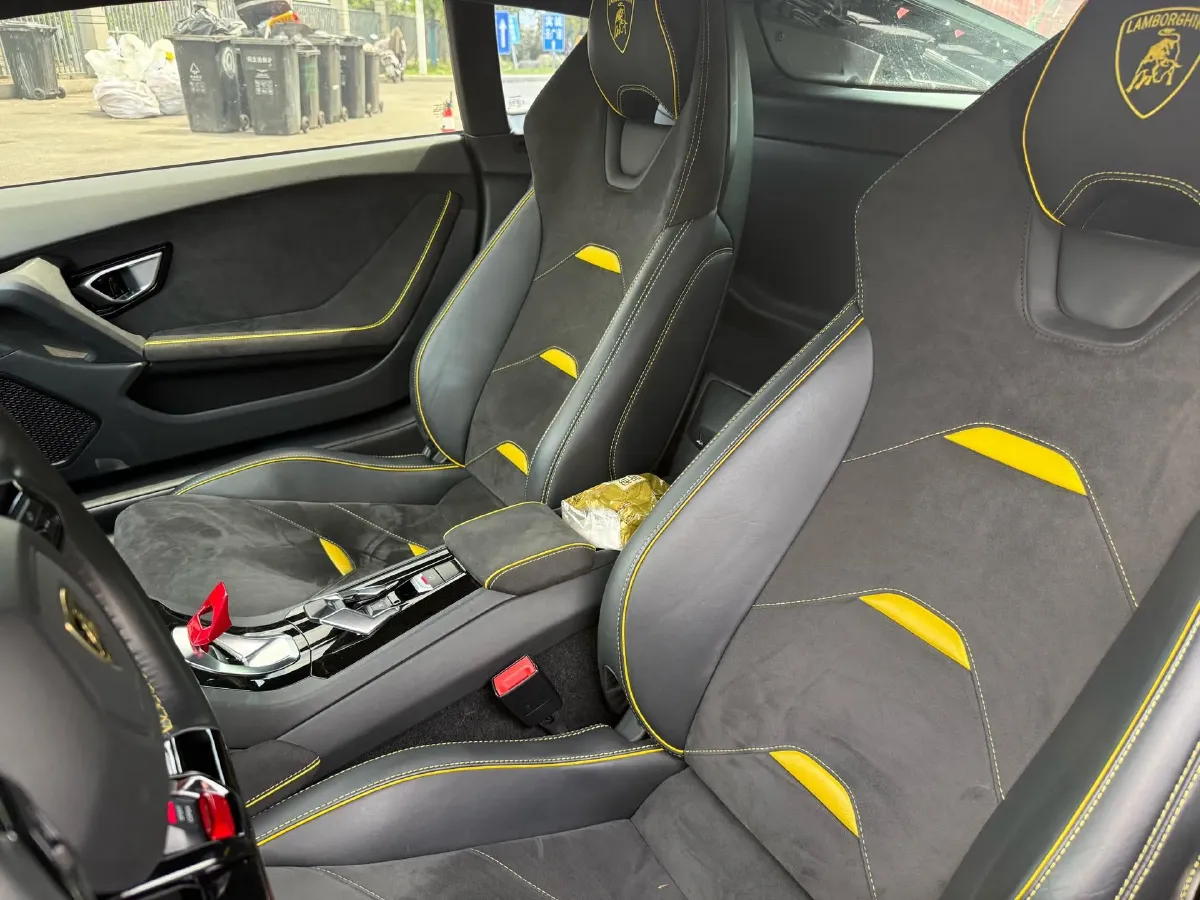 2020 Lamborghini Huracán 5.2L 611HP V10 7DCT,autocango,china used car exporter,china ev exporter,chinese used car exporter,chinese used ev exporter