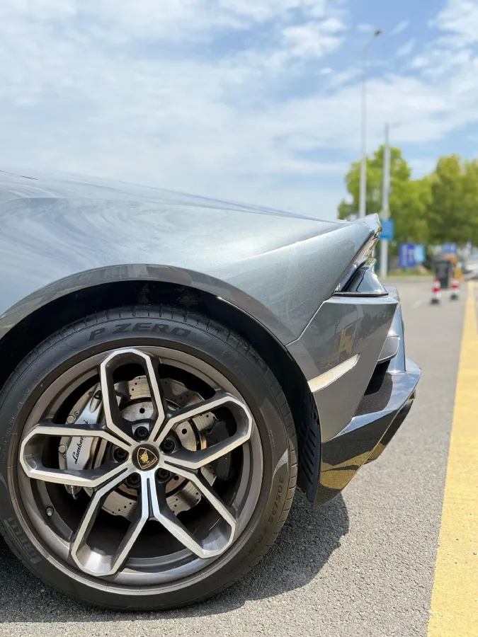 2020 Lamborghini Huracán 5.2L 611HP V10 7DCT,autocango,china used car exporter,china ev exporter,chinese used car exporter,chinese used ev exporter