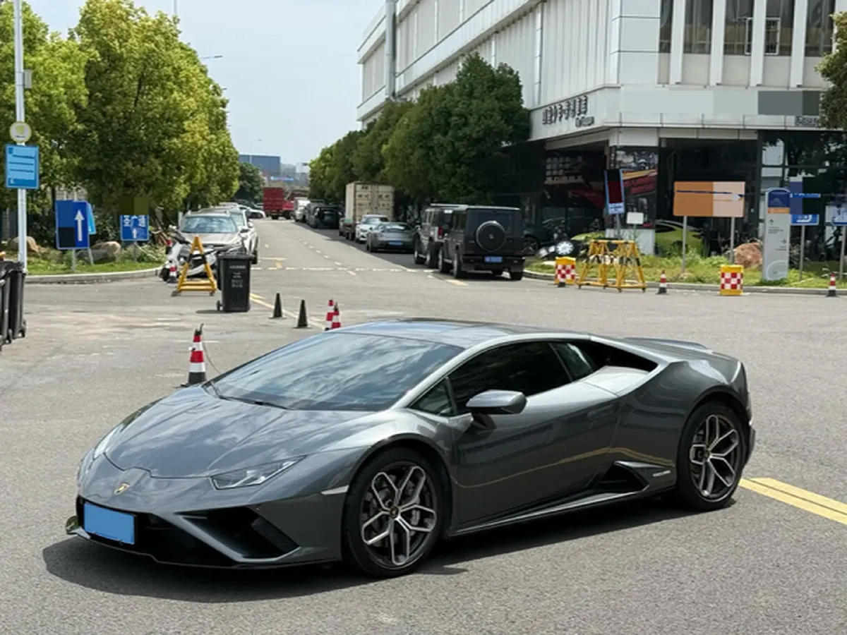 2020 Lamborghini Huracán 5.2L 611HP V10 7DCT,autocango,china used car exporter,china ev exporter,chinese used car exporter,chinese used ev exporter