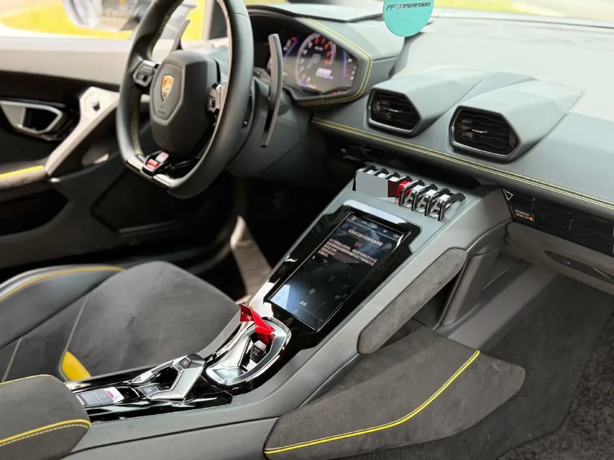 2020 Lamborghini Huracán 5.2L 611HP V10 7DCT,autocango,china used car exporter,china ev exporter,chinese used car exporter,chinese used ev exporter