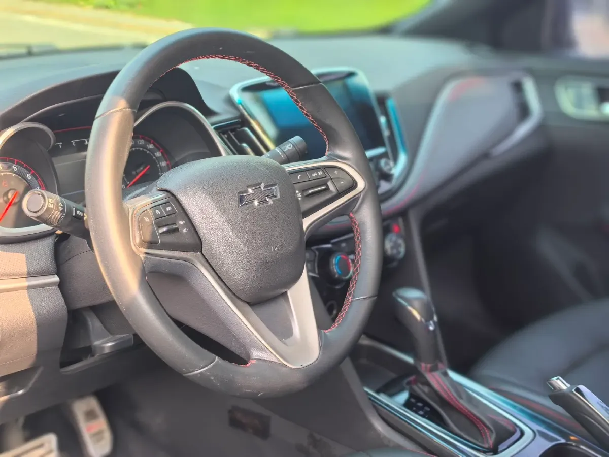 2020 Chevrolet Monza 1.3T 163HP L3 6AT,autocango,china used car exporter,china ev exporter,chinese used car exporter,chinese used ev exporter