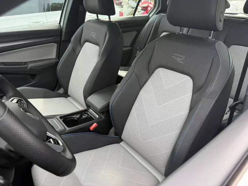 2025 Volkswagen Golf 1.5T 160HP L4 7DCT,autocango,china used car exporter,china ev exporter,chinese used car exporter,chinese used ev exporter