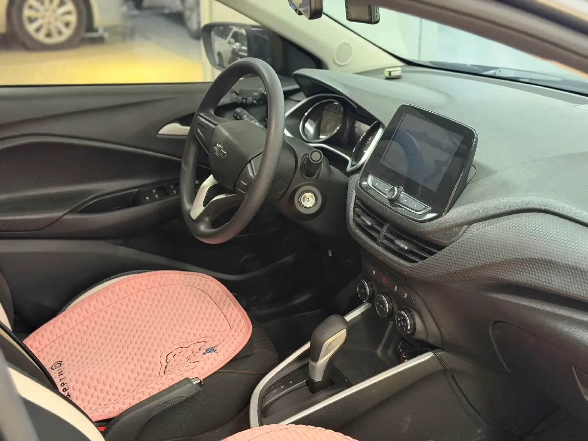 2020 Chevrolet Cavalier 1.0T 125HP L3 6AT,autocango,china used car exporter,china ev exporter,chinese used car exporter,chinese used ev exporter