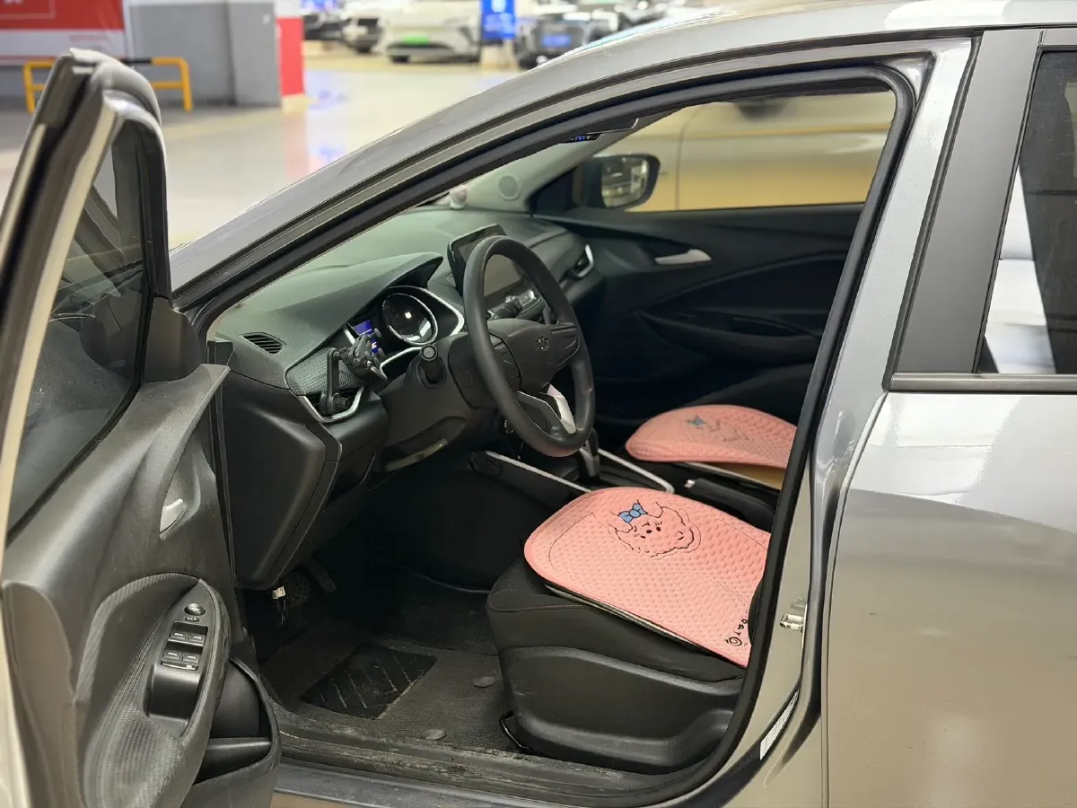 2020 Chevrolet Cavalier 1.0T 125HP L3 6AT,autocango,china used car exporter,china ev exporter,chinese used car exporter,chinese used ev exporter